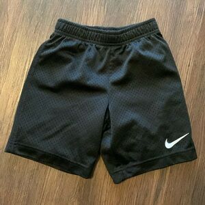 Nike athletic shorts black size 5/6